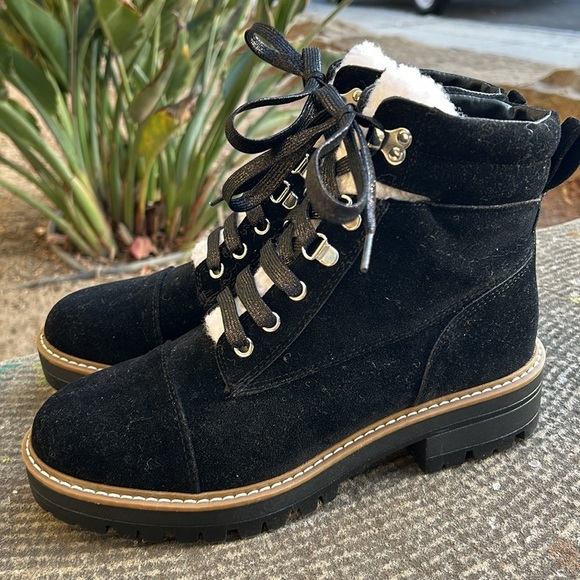 Time & Tru Size 9 Black Winter Ankle Boots – Memory Foam Heel 1.7″ - Picture 2 of 7